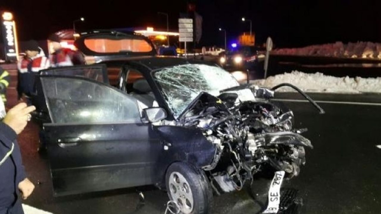 Kayseri'de Trafik Kazası: 1 Ölü - 3 Yaralı!