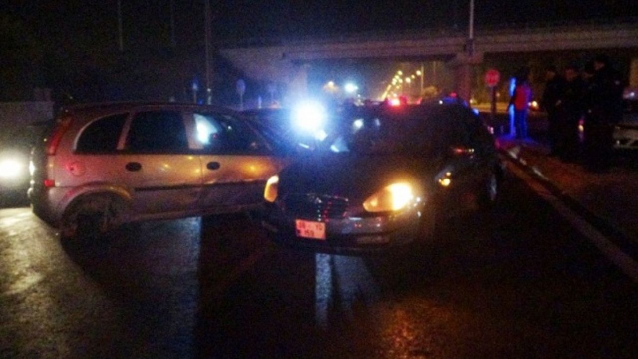 Kayseri'de zincirleme kazada 5 araç birbirine girdi!