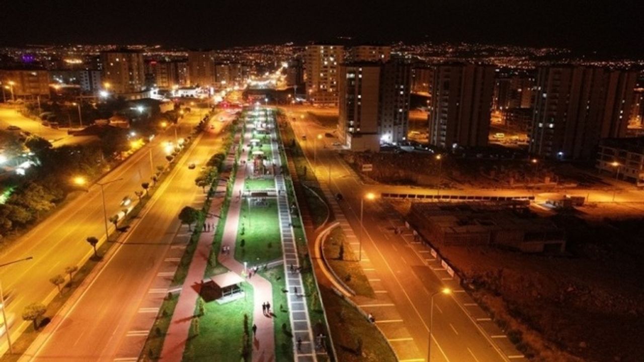 Başkan Çolakbayrakdar’dan Kayseri’ye kazandırılan modern parklar, göz dolduruyor