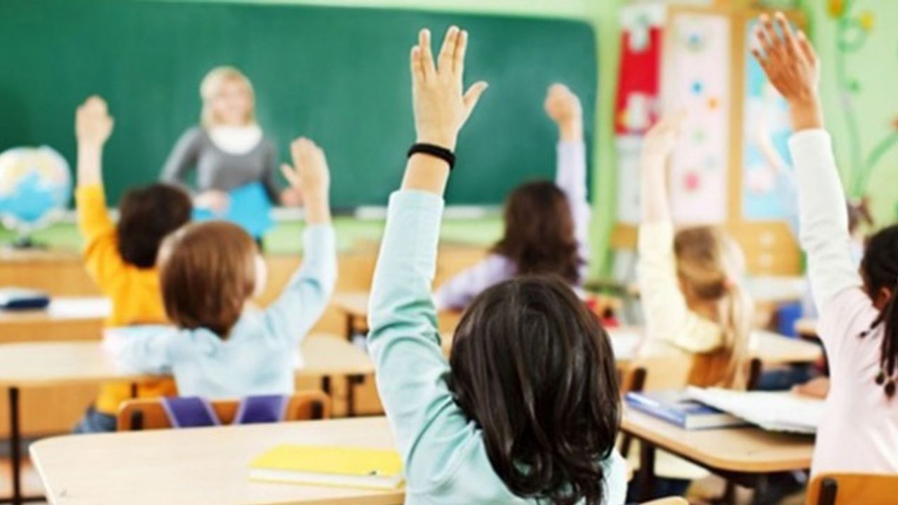 Canlı dersler ne zaman bitecek? Okullar ne zaman tatil olacak 2021?
