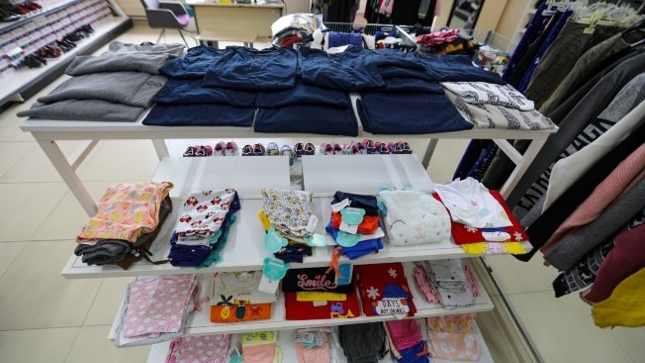 Hayır Çarşısı’nda 118 koli kıyafet ihtiyaç sahiplerine ulaştırılacak