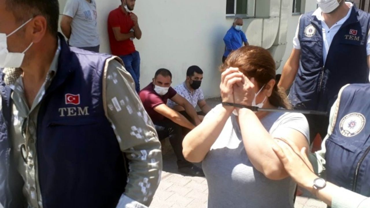 Kayseri’de terör örgütü şüphelisi 3 kadın tutuklandı