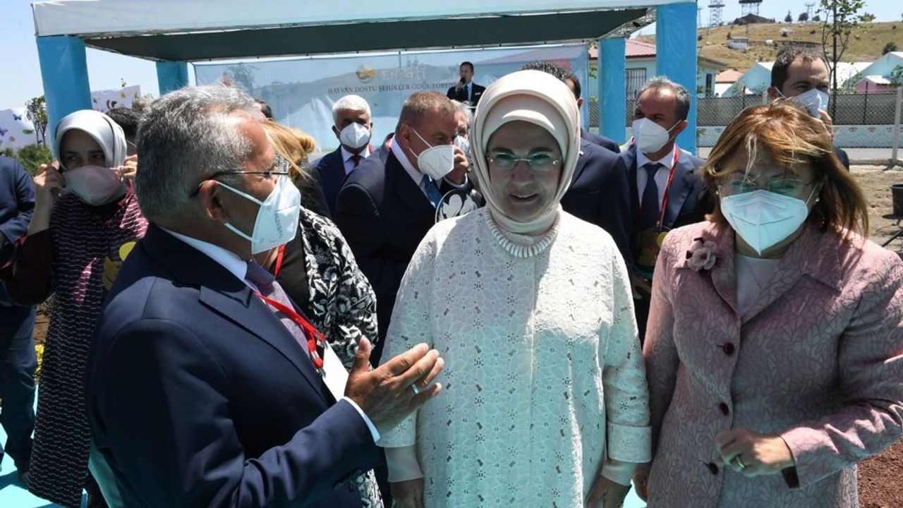 Başkan Büyükkılıç, Ankara’da Emine Erdoğan ve Bakan Pakdemirli ile görüştü