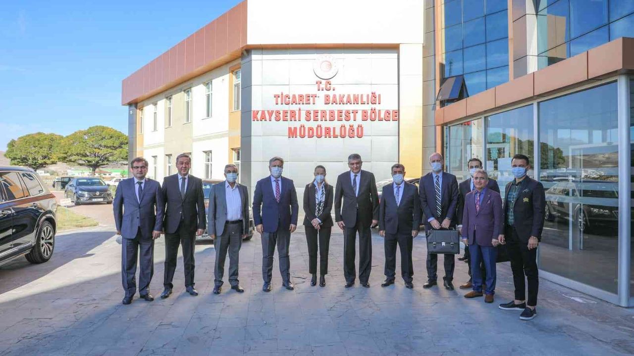 Başkan Palancıoğlu: “Serbest bölgede istihdamın ve üretimin artması için çalışıyoruz”