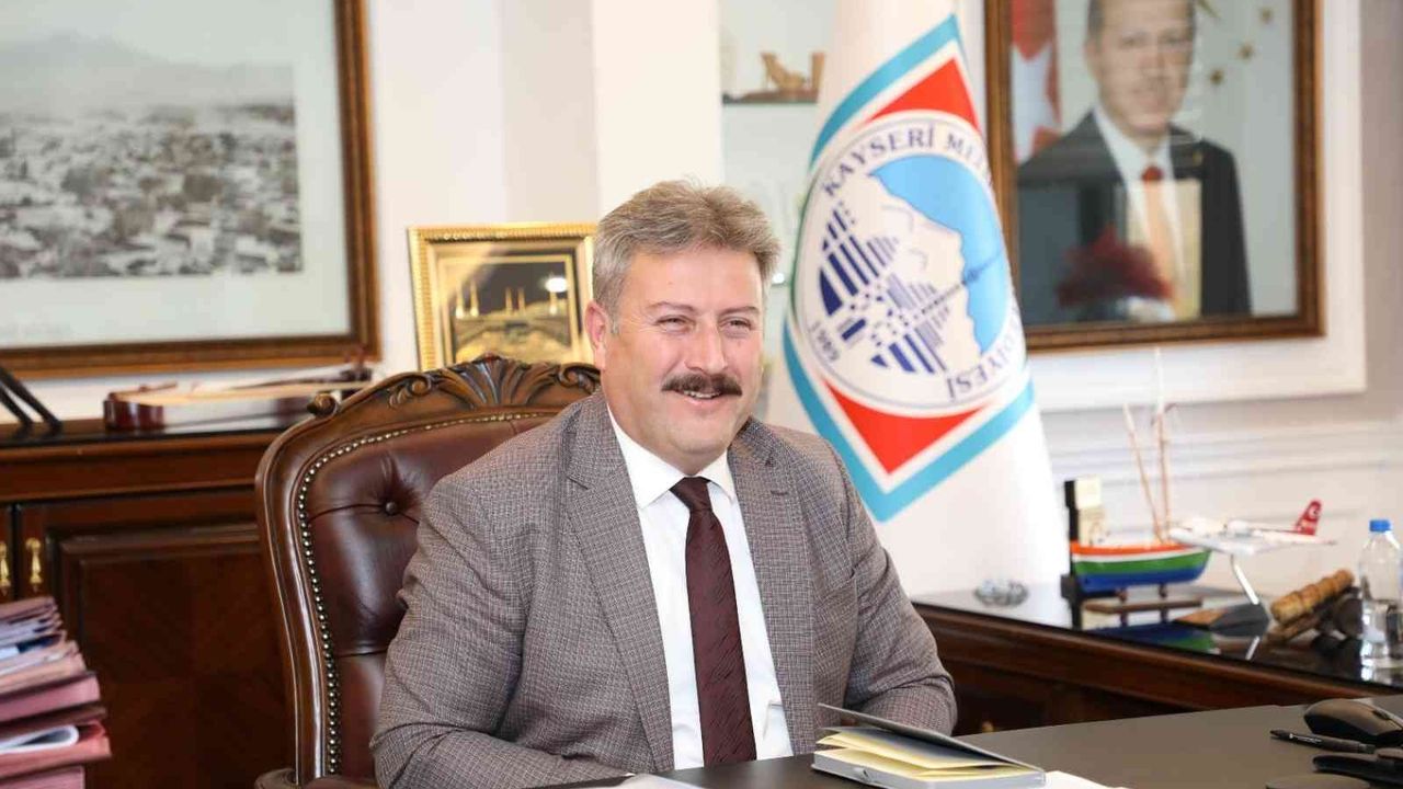 Başkan Palancıoğlu ERÜ bilim insanlarını tebrik etti