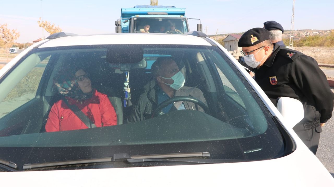 Jandarma, kazaların önüne geçebilmek için denetimlerini sürdürüyor