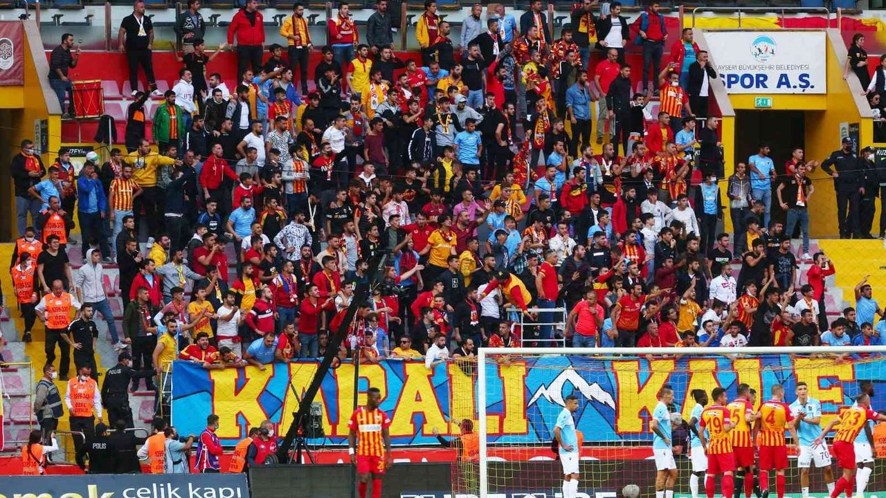 Kayserispor - Karagümrük maçının bilet fiyatları belli oldu