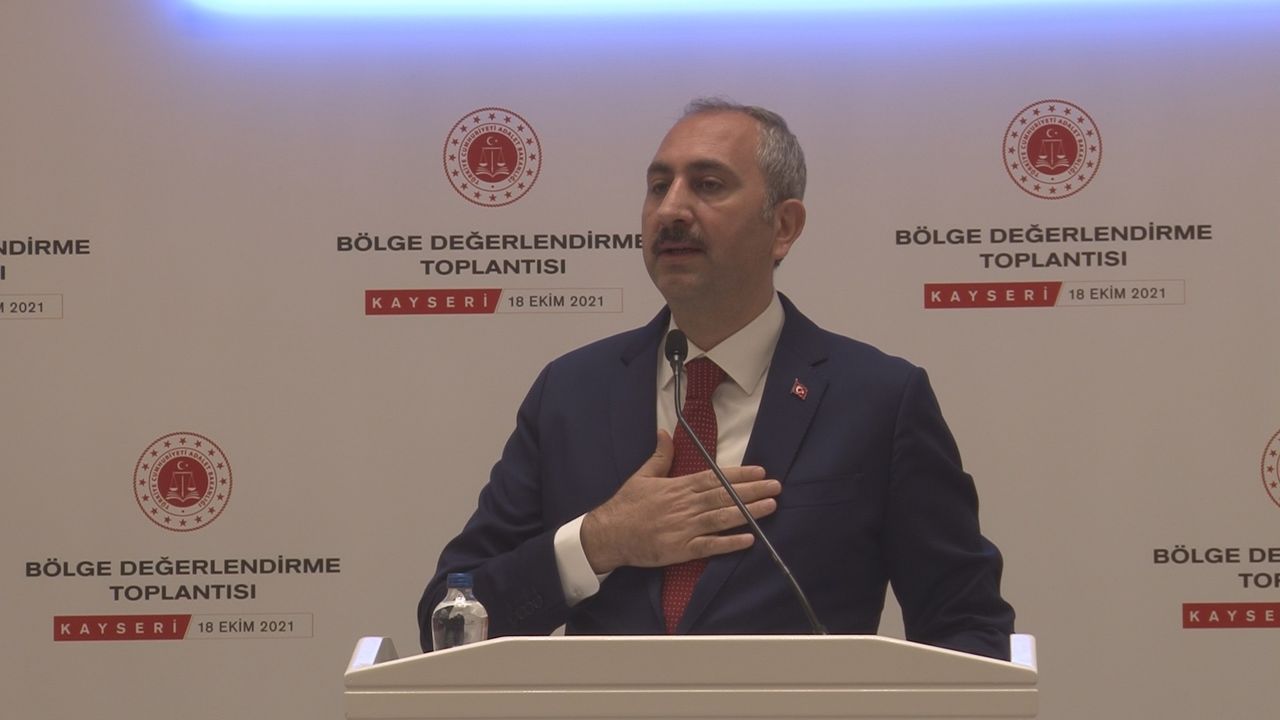 Adalet Bakanı Gül: "Geç alınmış bir karar adaleti tecelli ettirmiş sayılmaz"