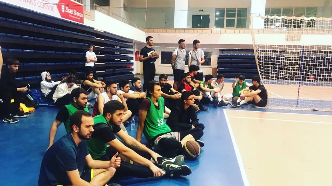Erciyes Üniversitesi kız-erkek basketbol takım seçmeleri yapıldı