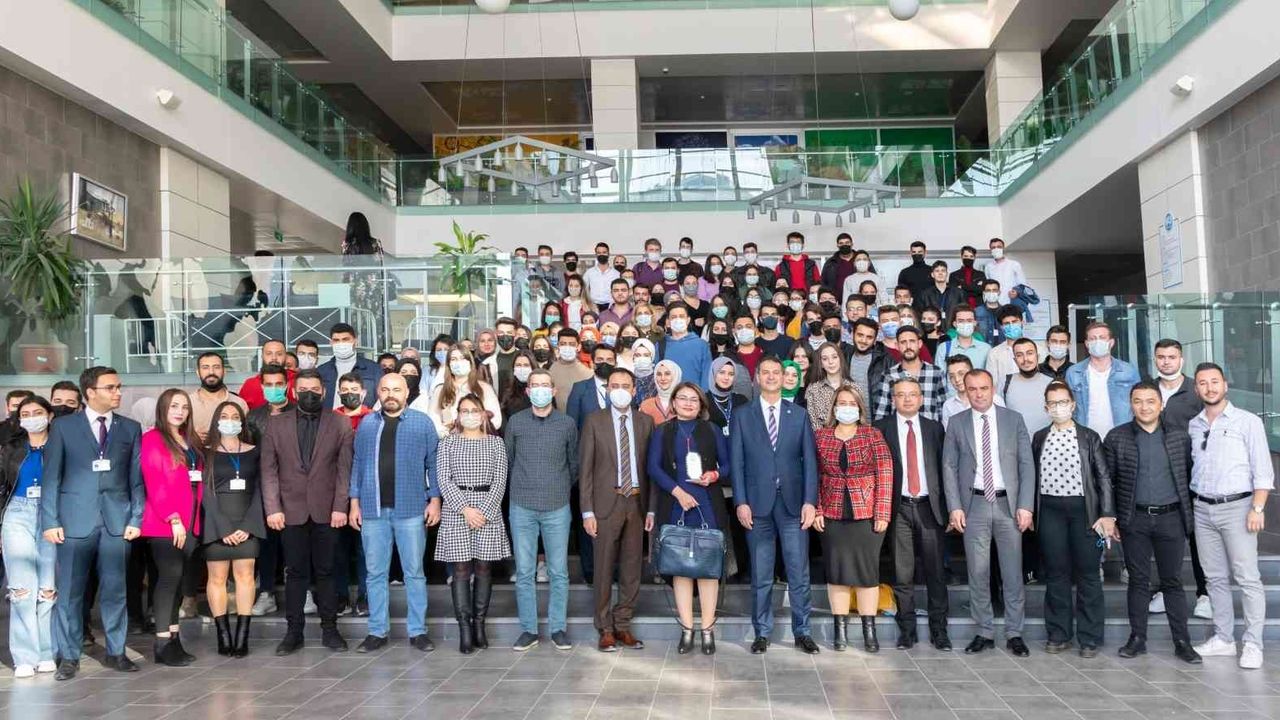 Kayseri Üniversitesi Öğrencileri Muhasebecilik Üzerine Söyleşi Yaptı