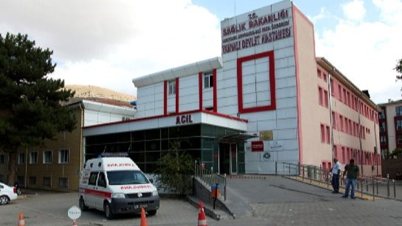 Kayseri'de 3 hasta yakını doktora saldırdı!