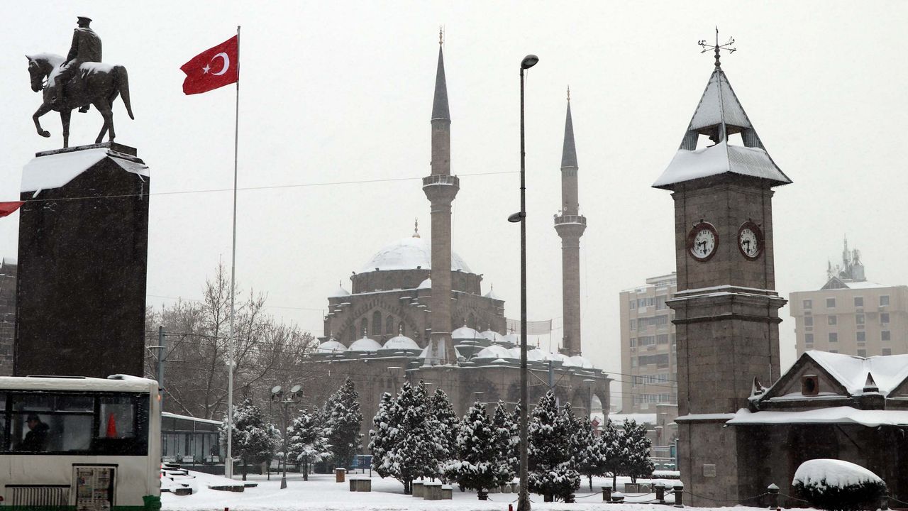 Kayseri'de yarın okullar tatil mi? 24 Aralık 2021 Cuma
