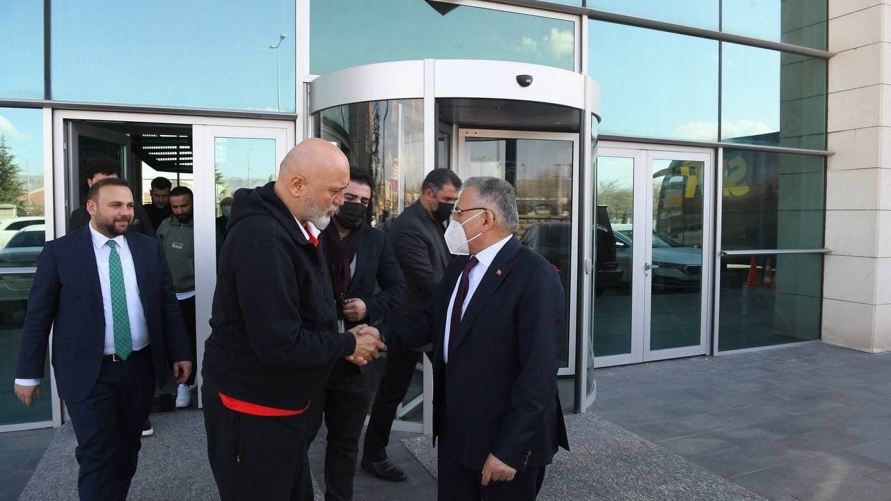 Başkan Büyükkılıç’tan Kayserispor’a moral ziyareti