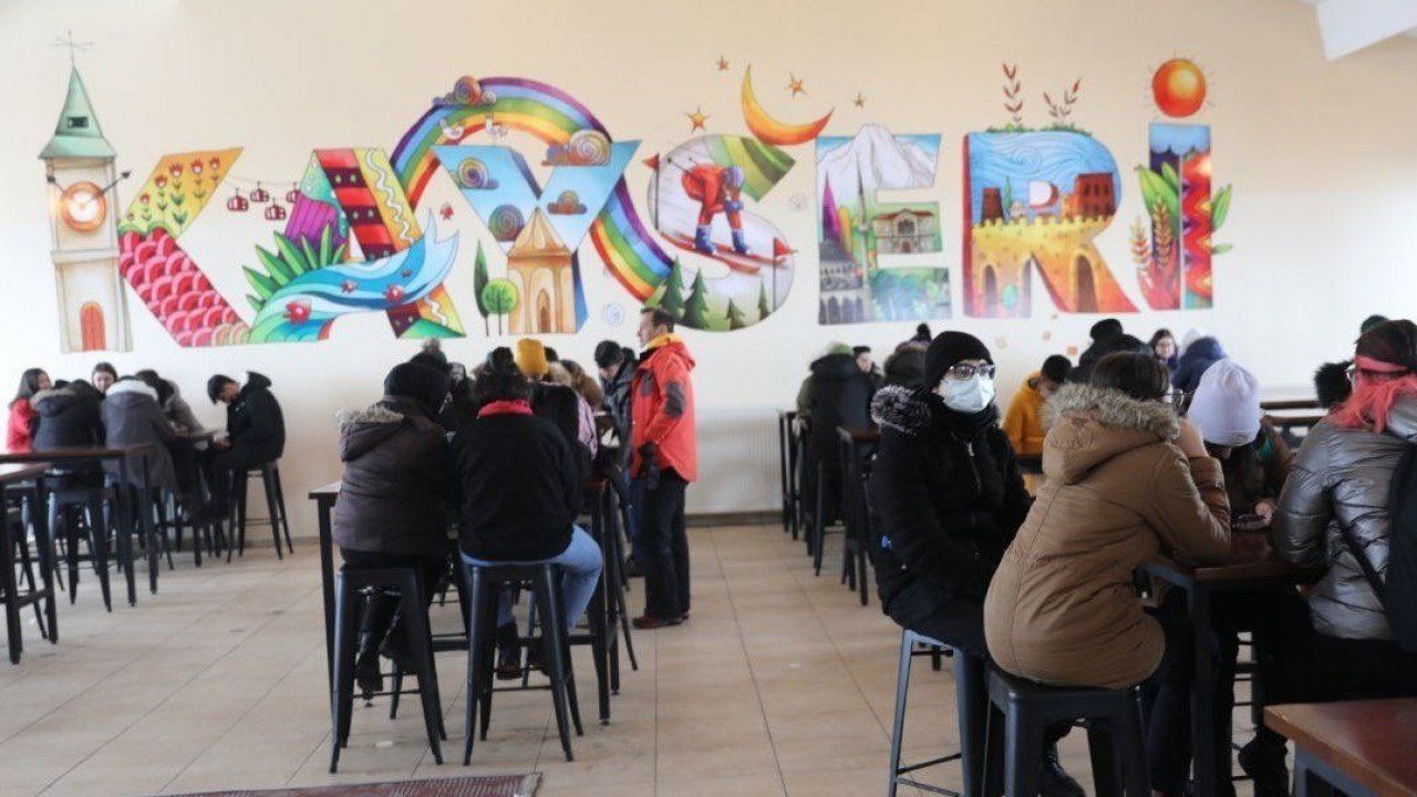 Kocasinan’ın başarılı öğrencileri Erciyes gezisi ile ödüllendiriliyor