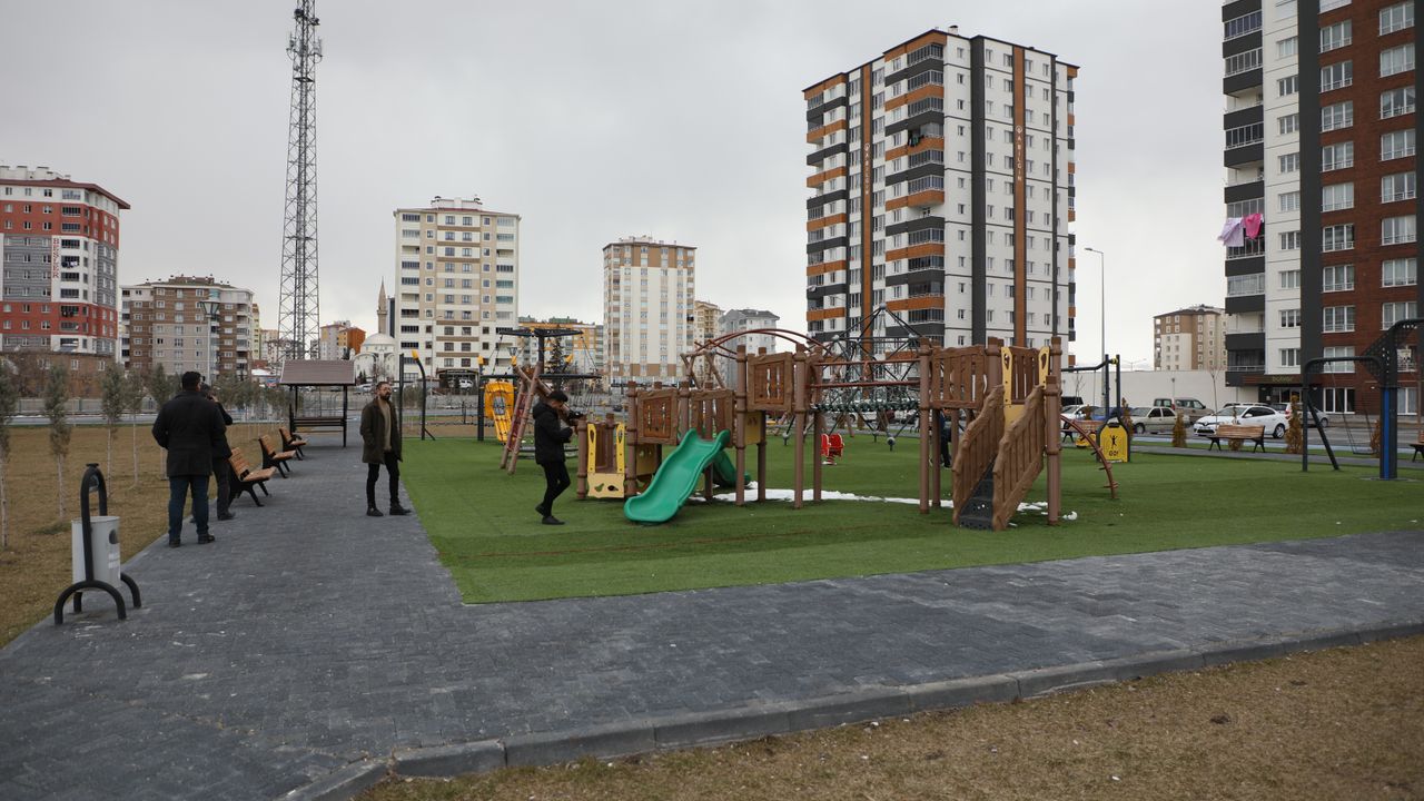 Kayseri’de Muhsin Yazıcıoğlu’nun isminin verildiği park hizmete açıldı