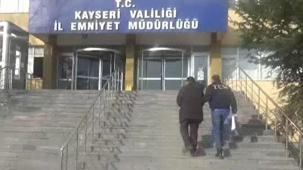 Kayseri’de eş zamanlı DEAŞ operasyonu: 4 gözaltı