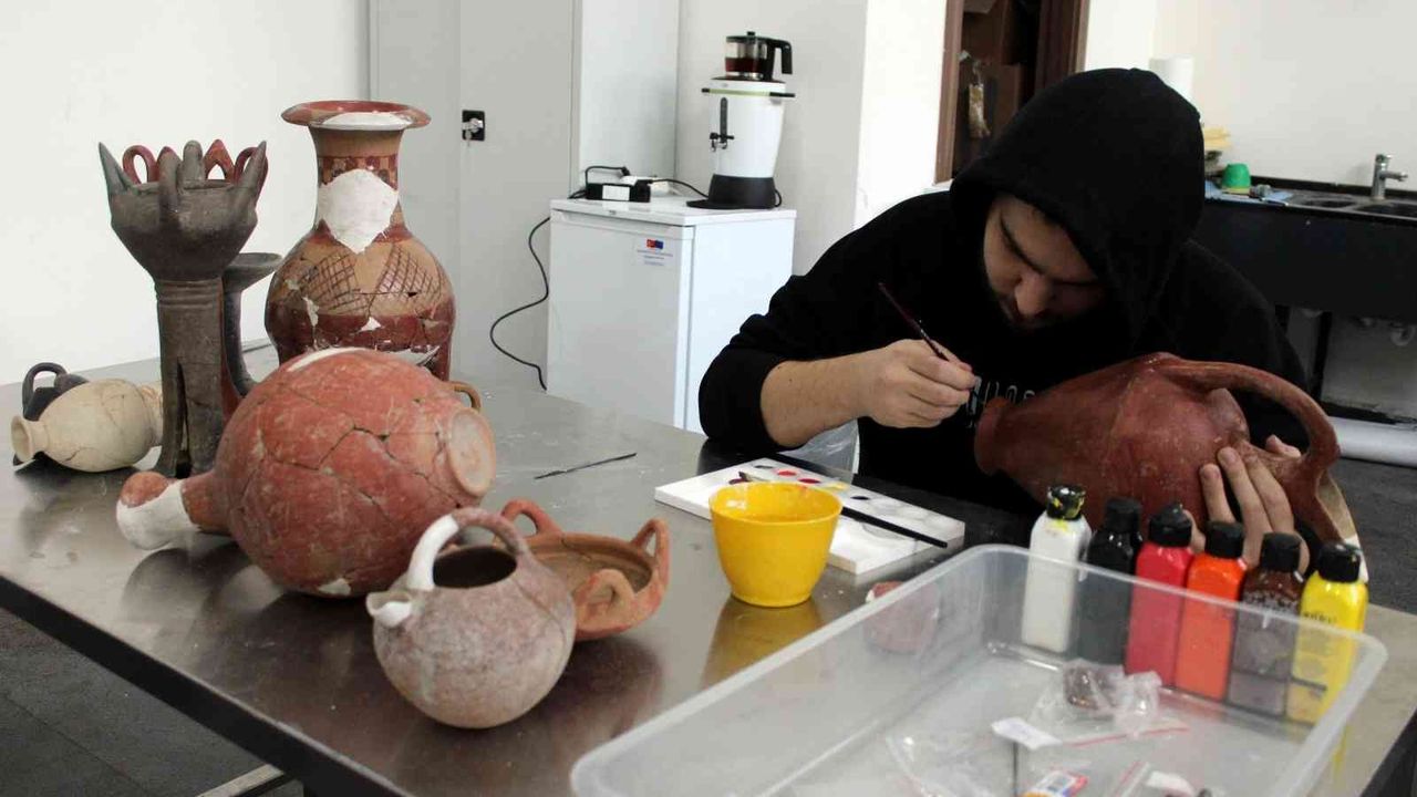 Depolardaki Kültepe eserleri müzelere hazırlanıyor