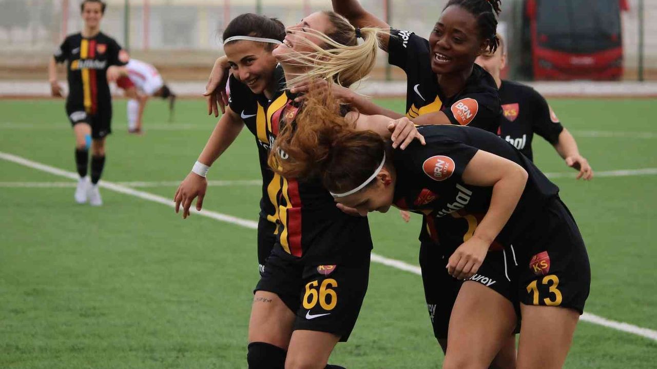 Kadınlar Süper Ligi: Sivasspor Kadın FK: 0- Kayserispor Kadın FK: 1
