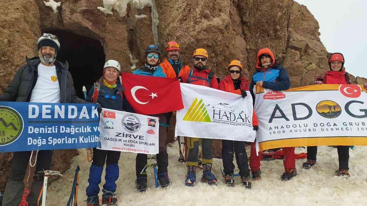 Erciyes Kuzey Buzul Zirve Tırmanışı başarıyla gerçekleştirildi