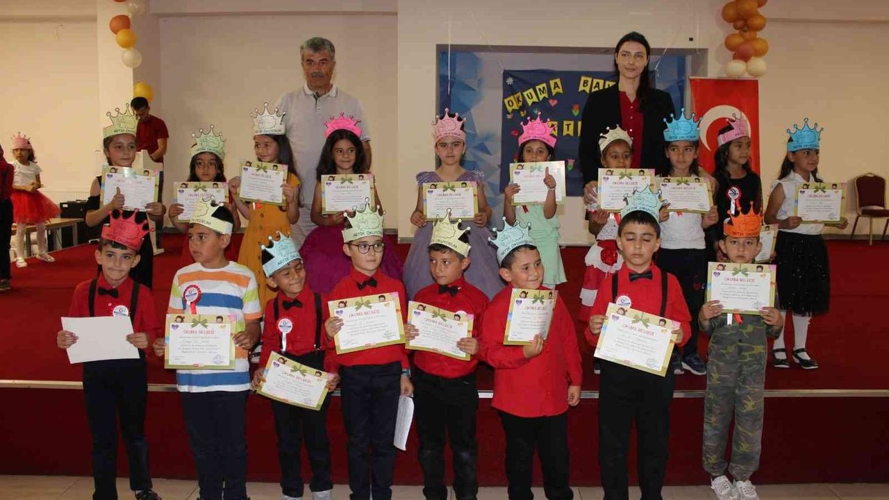 Tomarza 50 Yıl İlkokulu’ndan okuma bayramı etkinliği