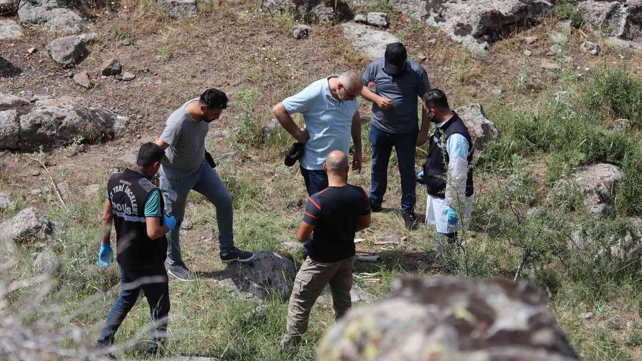 Afyonkarahisar'da öldürüp, cesedi valizle Kayseri'ye getirmiş