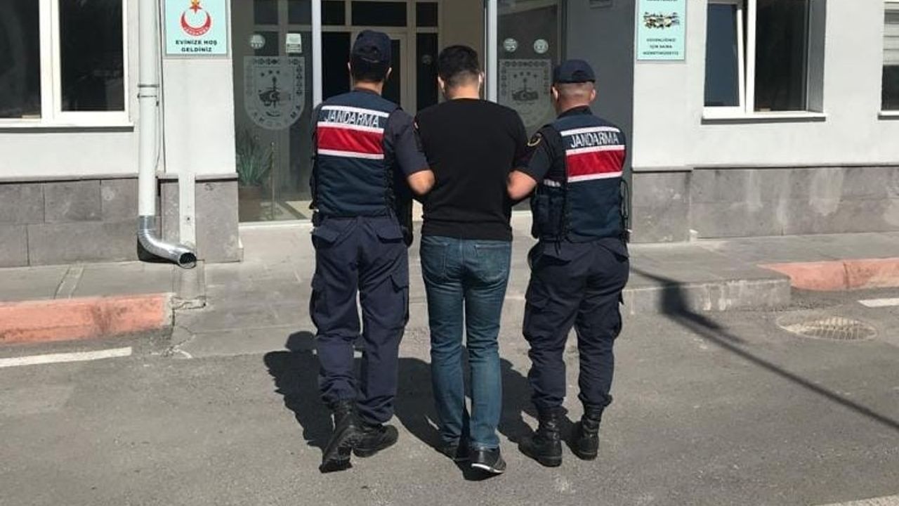 Kesinleşmiş cezası bulunan FETÖ üyesi ihraç polis yakalandı