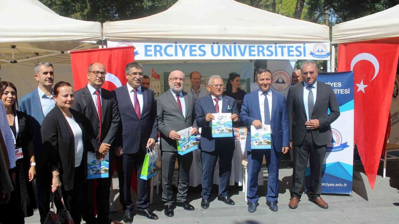 Öğrencilere Anadolu üniversiteleri tanıtıldı