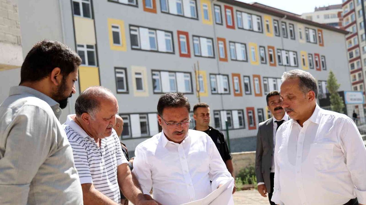 Vali Çiçek Talas'taki projeleri inceledi