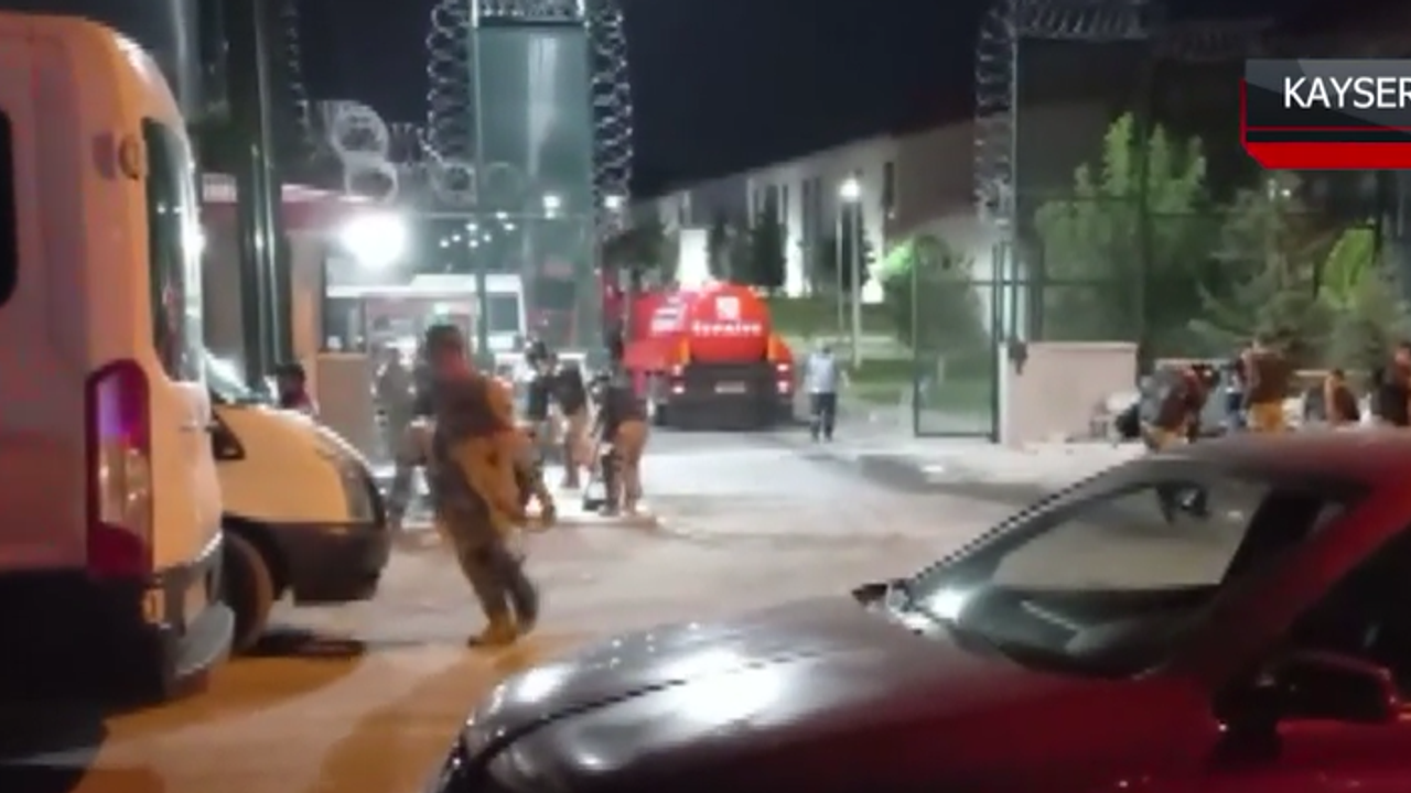 Geri Gönderme Merkezi'nde yangın çıkaran 20 kişi tutuklandı