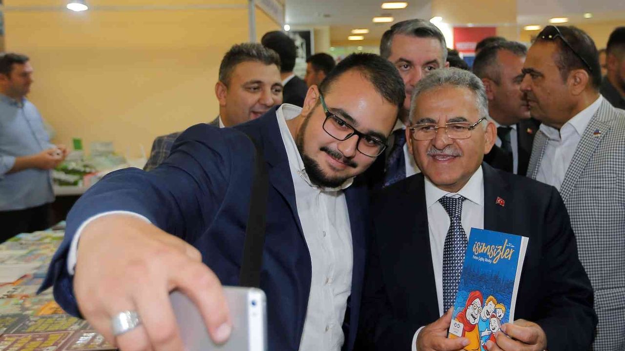 Kayseri Büyükşehir Belediyesi 5’inci kez Kitap Fuarı’nın kapısını aralıyor