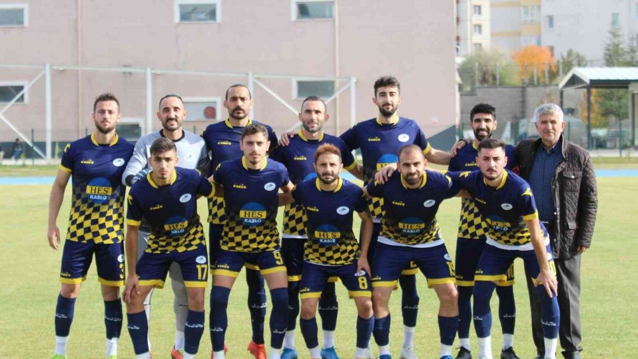 Hacılar Erciyesspor ilk yarıda 23 puan topladı