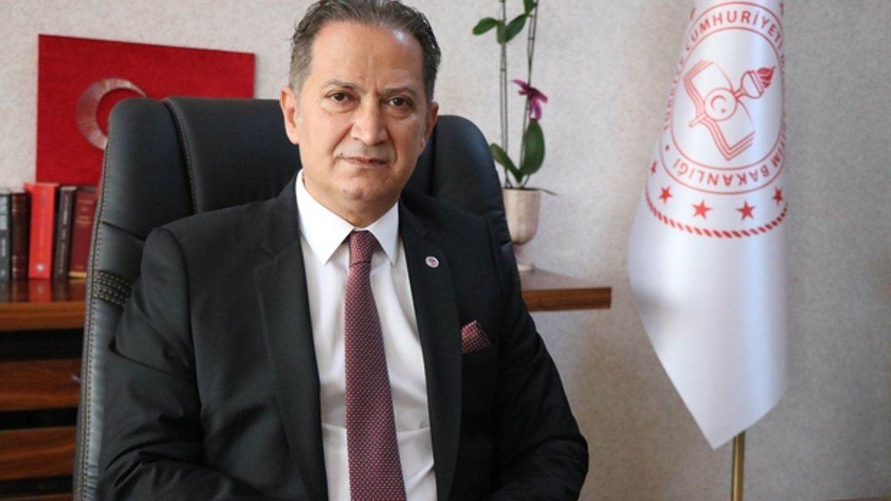 Kayseri İl Milli Eğitim eski müdüründen AKP'ye gönderme