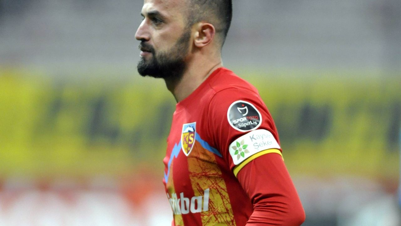 Kayserispor'da İlhan Parlak sezonun ilk golünü attı