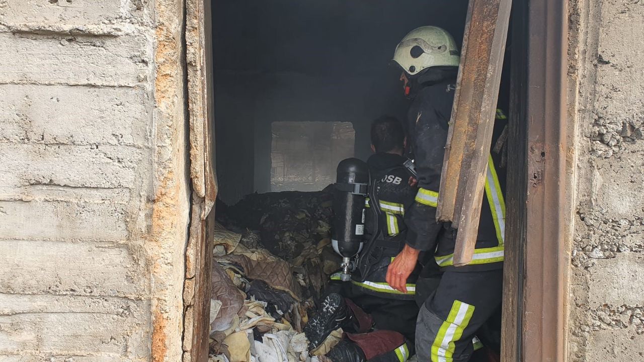 Kayseri’de Fabrika Yangını: Ekiplerin Müdahalesi Sürüyor