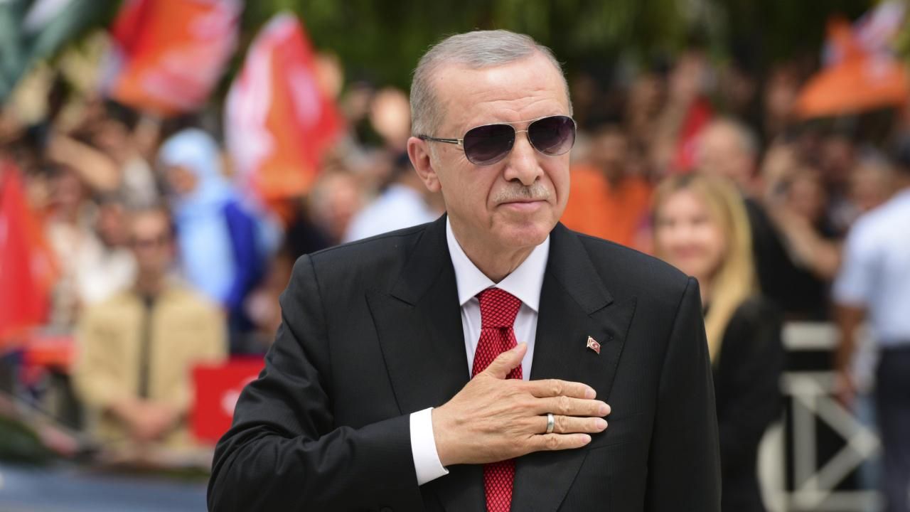 Erdoğan'ın Kabine Sonrası Verdiği Asgari Ücret Mesajı Heyecan Yarattı!