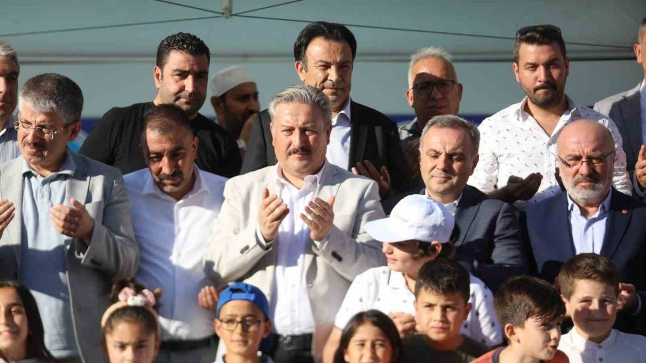 Başkan Palancıoğlu, Şirintepe Mahallesi’nde 3 müjde birden verdi