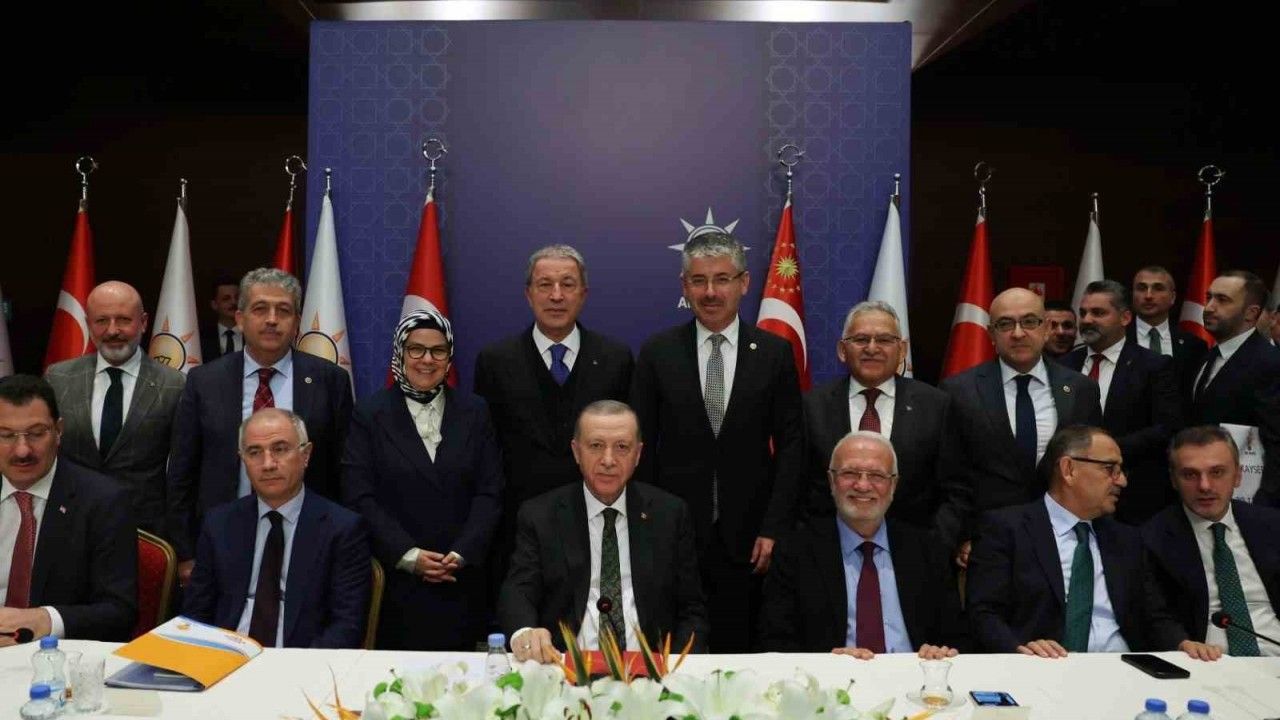 Kayseri Teşkilatı Cumhurbaşkanı Erdoğan ile buluştu