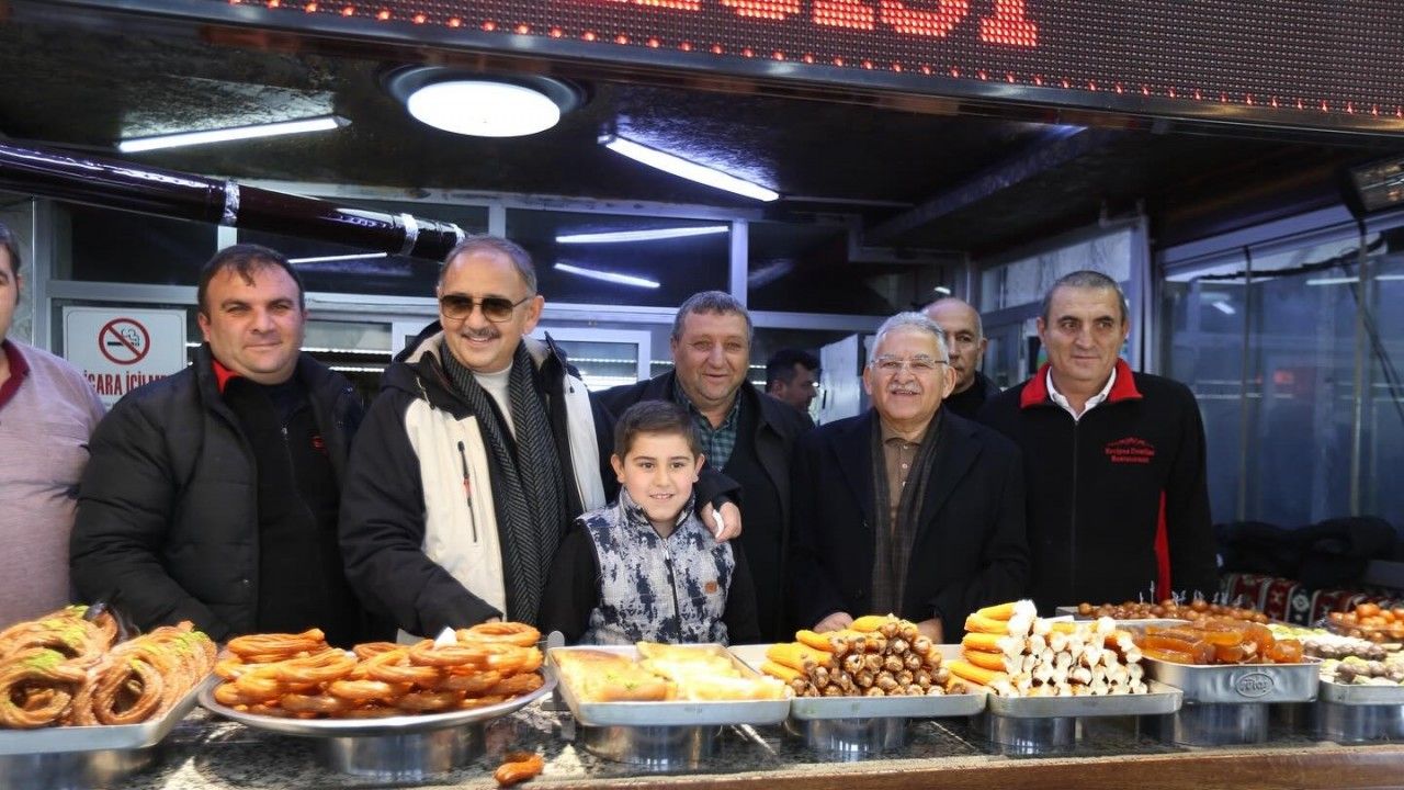 Bakan Özhaseki ve Başkan Büyükkılıç’tan Erciyes esnafına ziyaret