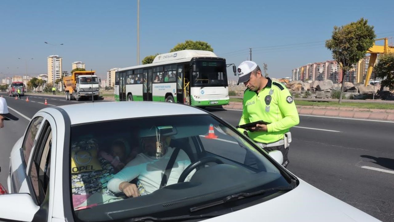 Kayseri’de aralık ayında bin 319 araç trafikten men edildi