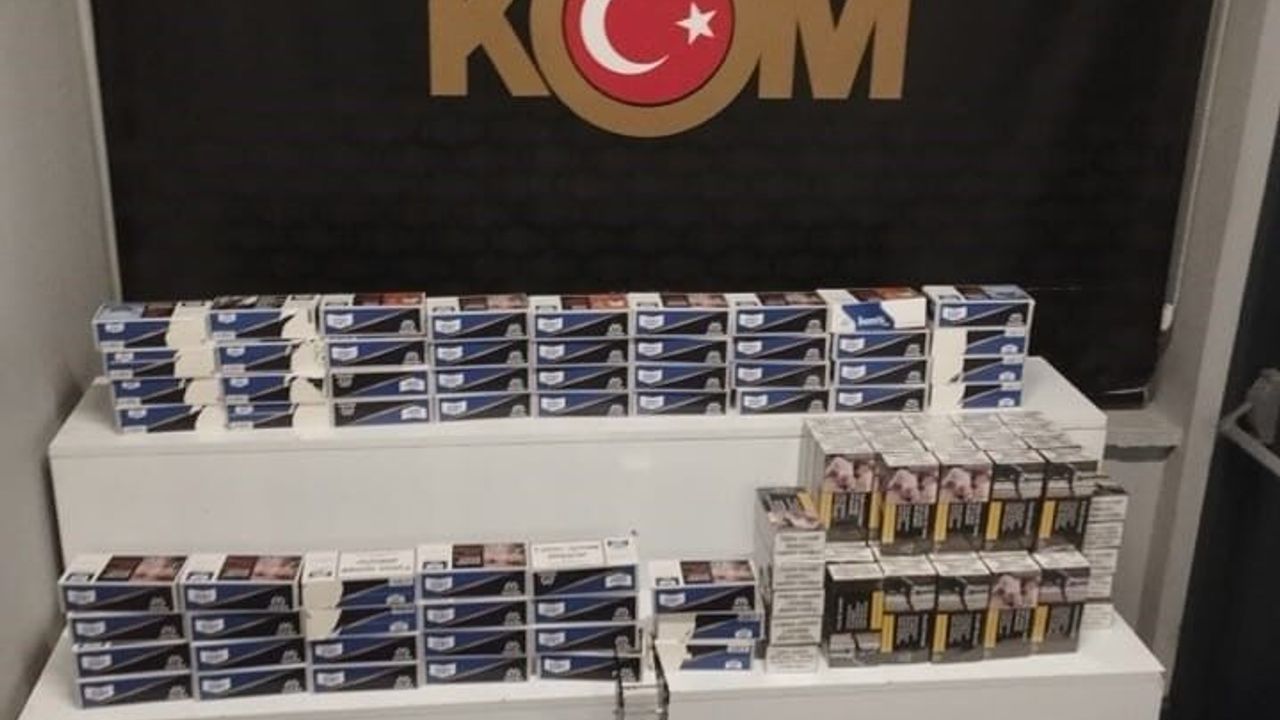 Tütün kaçakçıları polisten kaçamadı
