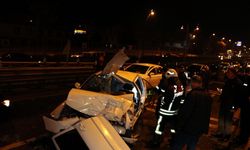 Kaygan Yolda Aşırı Hız: 5 Yaralı