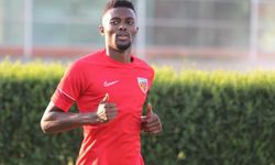 Kayserispor Mensah ile ilgili kararını verdi