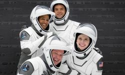 4 astronotun uzay yolculuğu başladı