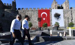 Vali Çiçek ve Başkan Büyükkılıç’tan Kale ve Müze ziyareti