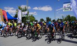 Uluslararası Yol Bisiklet Yarışları Grand Prix Erciyes Etabı başladı