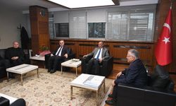 Büyükkılıç, depremzedeler için rektörlerle bir araya geldi