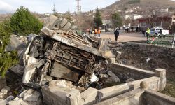 Deprem Sandılar Ama…