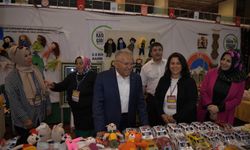 Başkan Büyükkılıç'a Üreten Kadınlardan Teşekkür