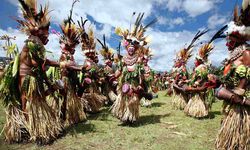 1 Papua Yeni Gine Kinası 6.59₺