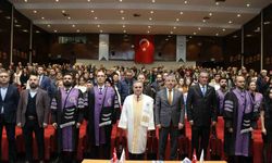 Erciyes Üniversitesi Diş Hekimliği Fakültesi’nde önlük giyme töreni düzenlendi